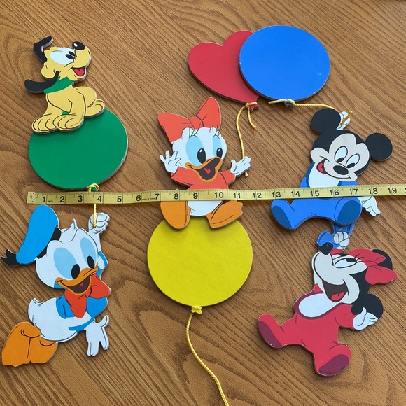Vintage Dolly Disney Babies with Balloons Nursery Chipboard Wall Decor - Picture 7 of 16